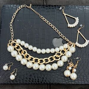 Gold and Pearl Jewelry Set